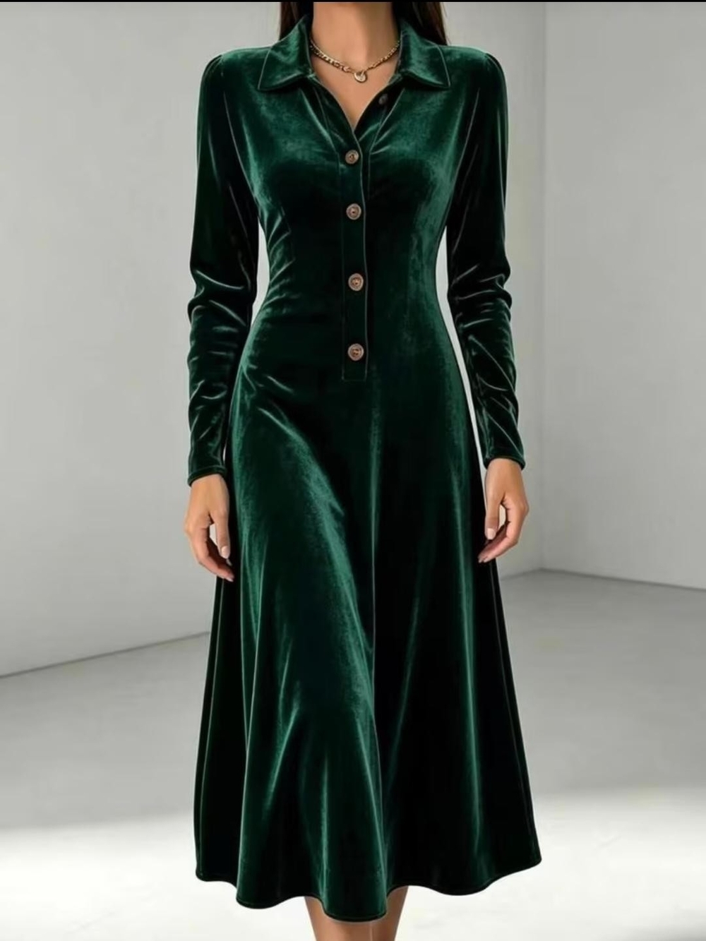 Women's Emerald Green Velvet Button-Front Midi Dress